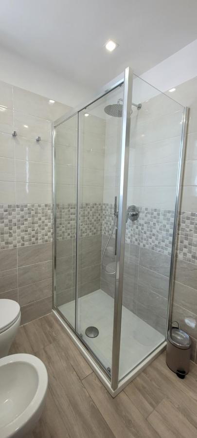 Erre Home Неаполь Экстерьер фото
